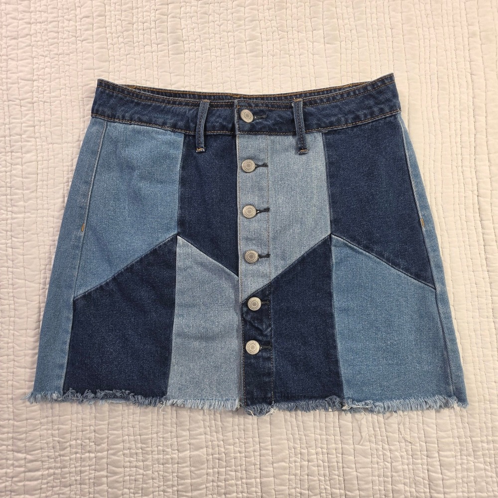 American Eagle EUC Hi-Rise Festival Mini Skirt Patchwork Denim Button Front Sz 6